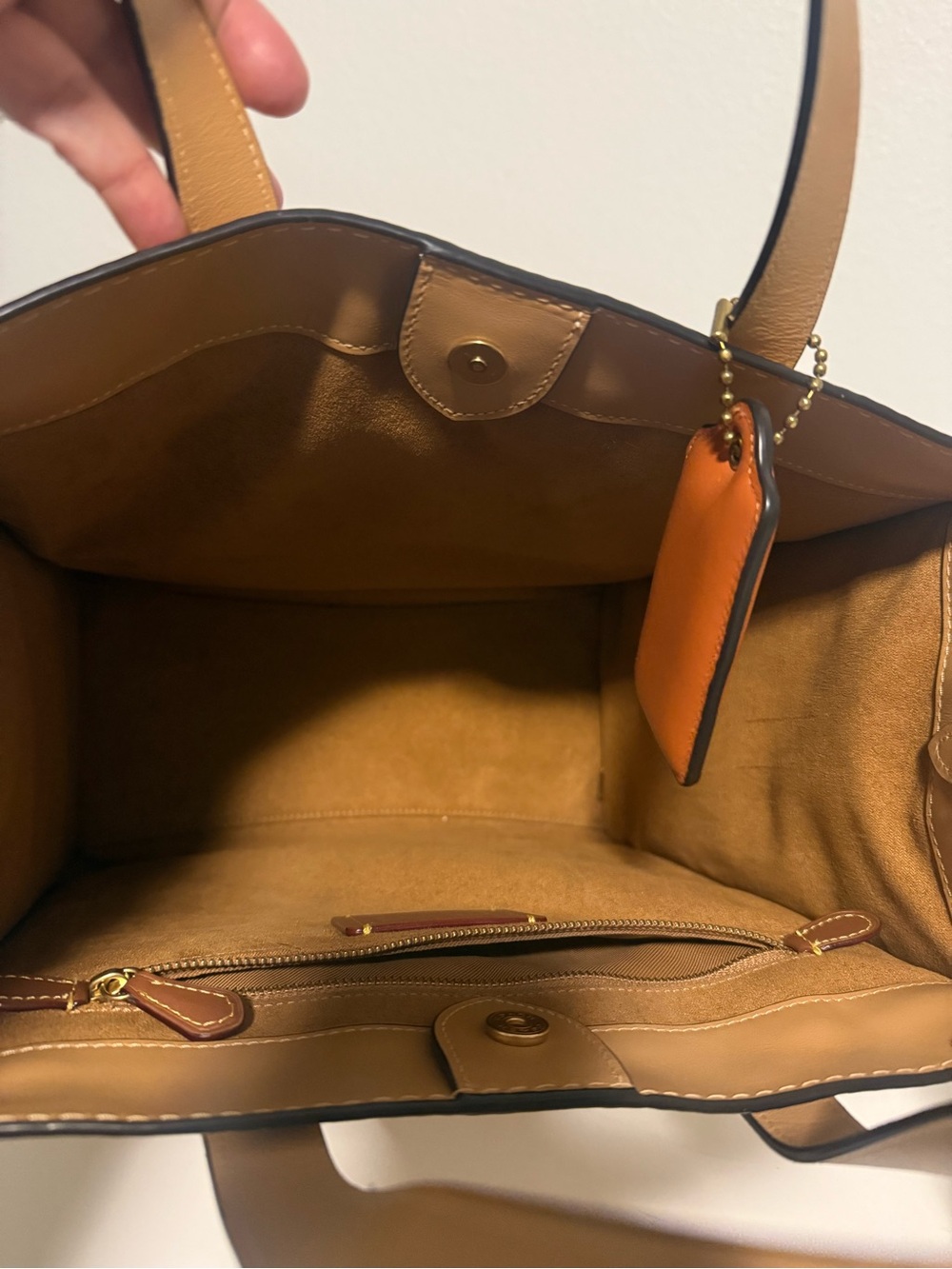 Coach Leatherware Beige & Tan Messenger Bag with Orange Strap - Picture 4 of 5